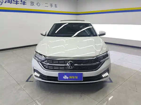 Volkswagen Sagitar 2024