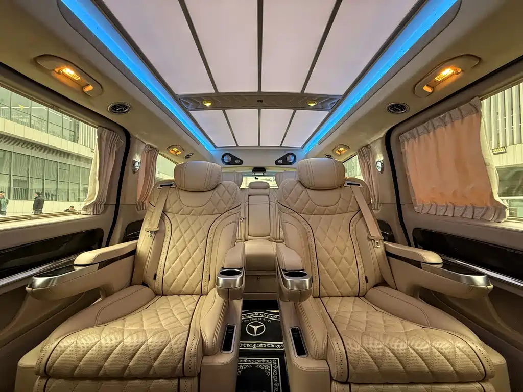 Mercedes-Benz Vito 2021 — фото 16