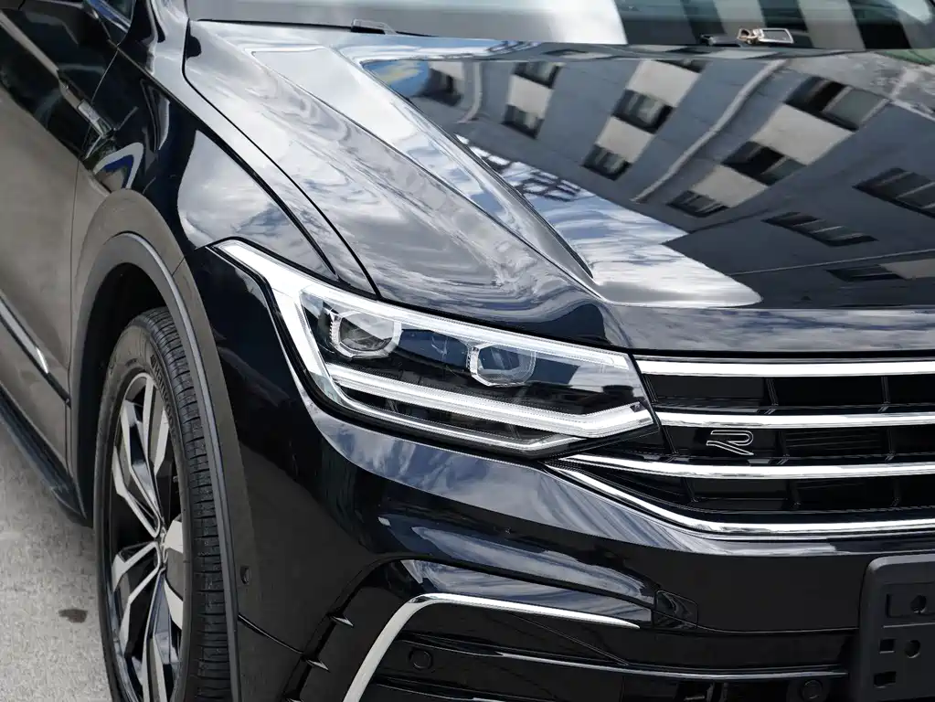 Volkswagen Tiguan L 2024