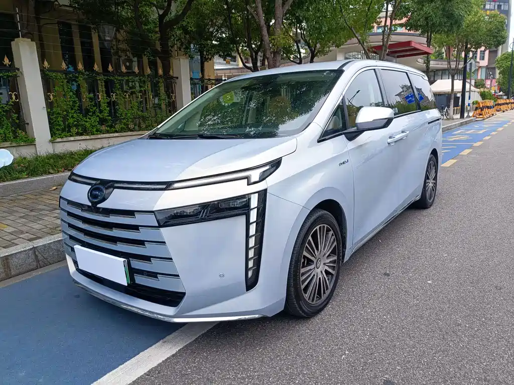 GAC Motor E8 PHEV 2024