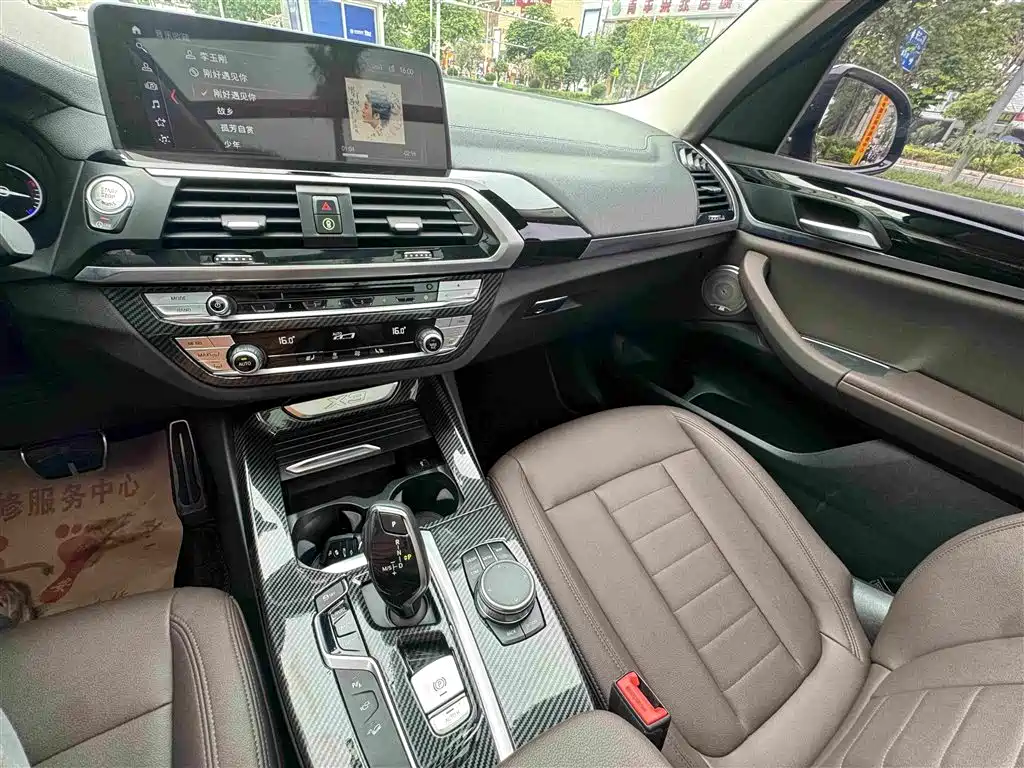 BMW X3 2018 — фото 17