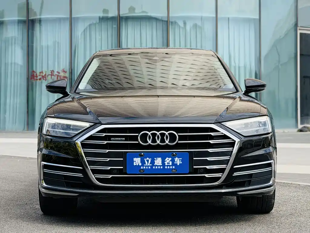Audi A8 2018 — фото 2