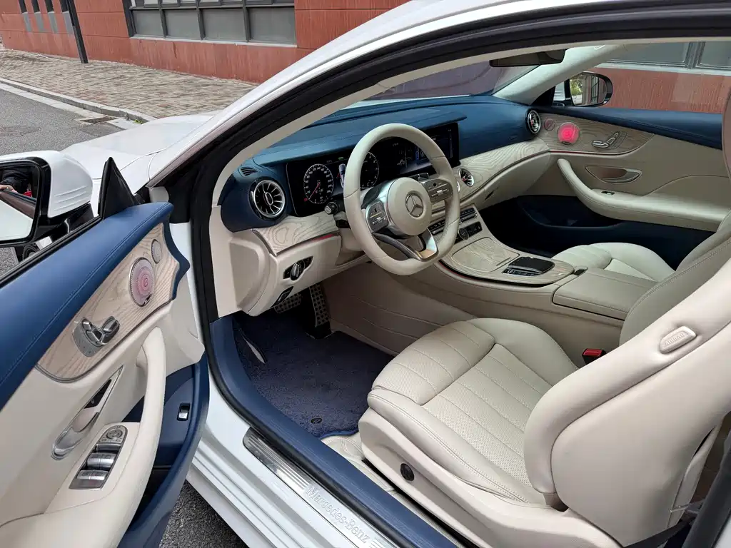 Mercedes-Benz E-Class 2020 — фото 13