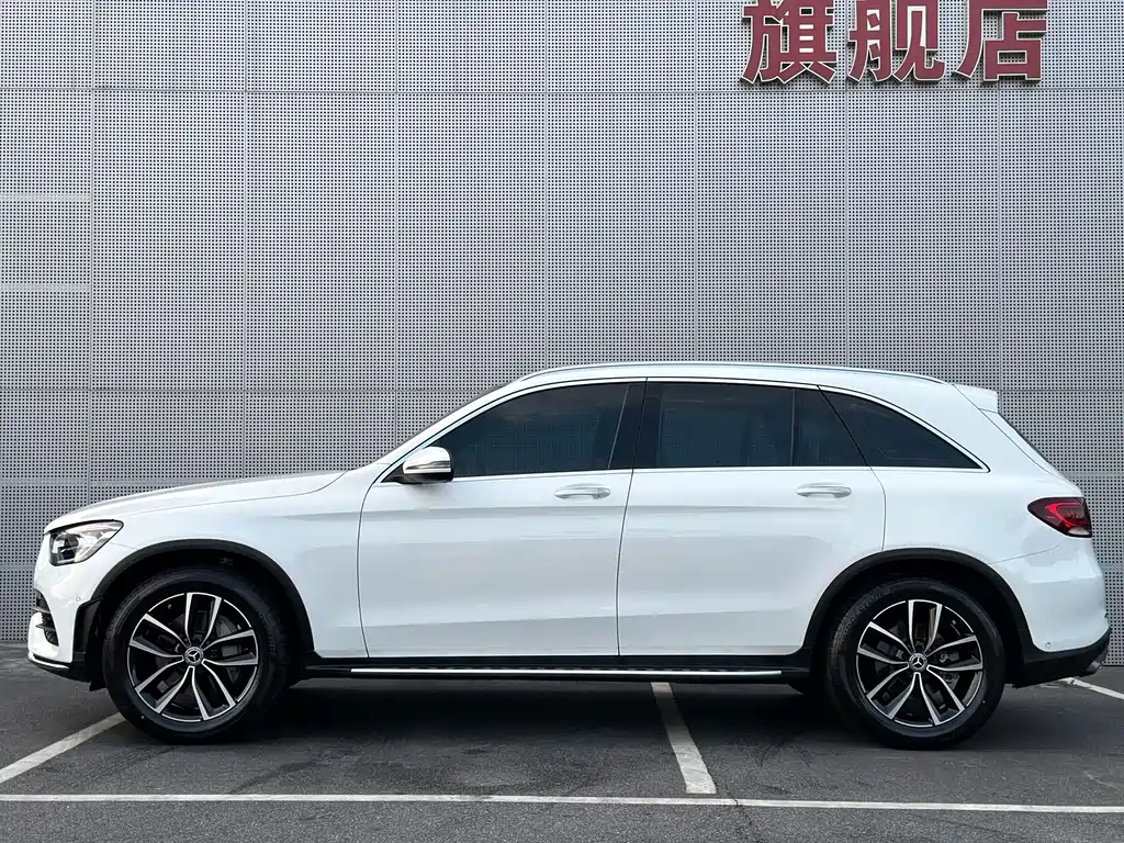 Mercedes-Benz GLC 2021 — фото 37