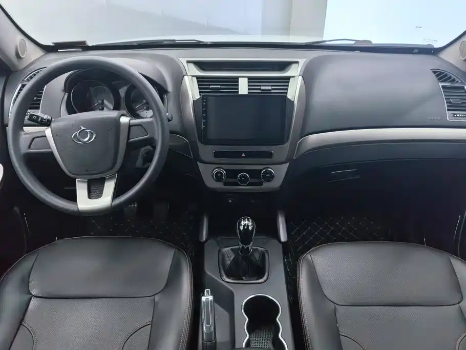 Geely GX7 2015 — фото 12