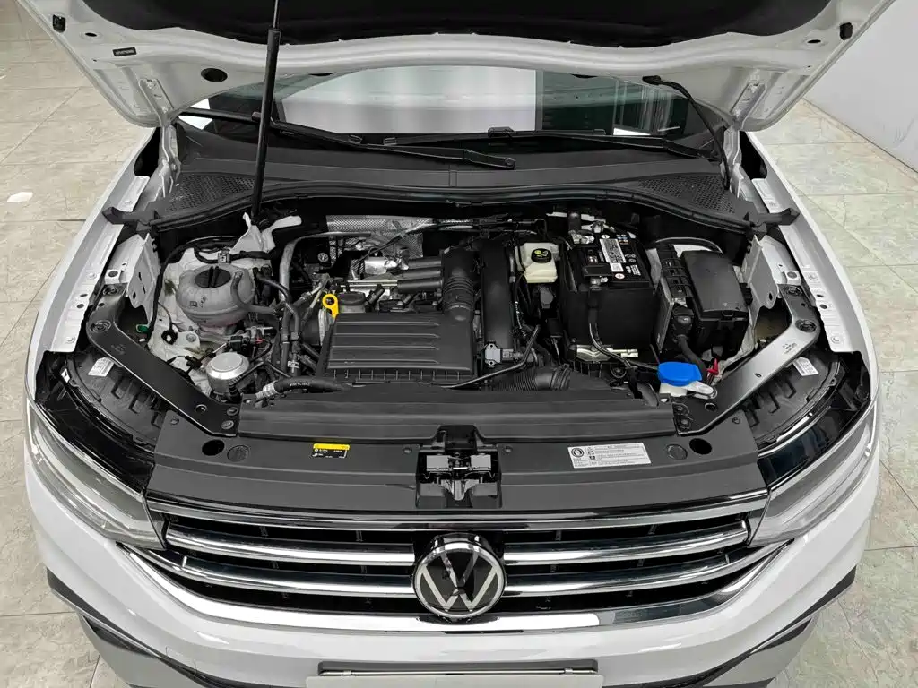 Volkswagen Tiguan L 2022 — фото 20