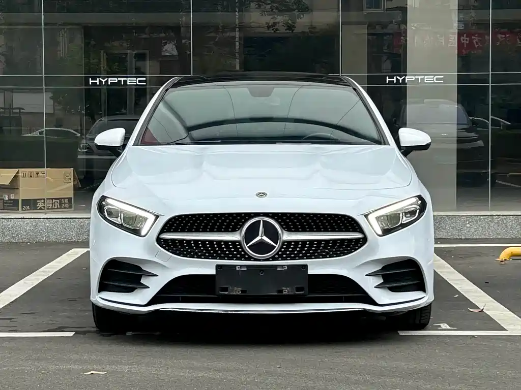 Mercedes-Benz A-Class 2021 — фото 2