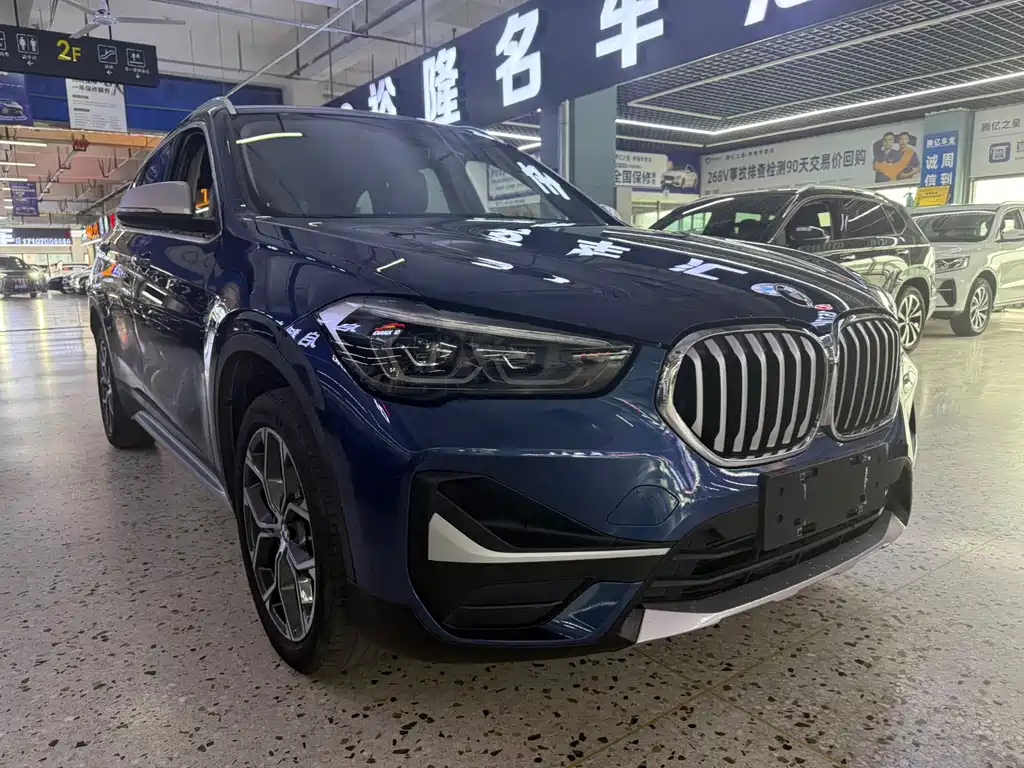 BMW X1 2022 — фото 3