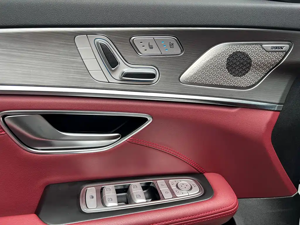 Jetour X70 PLUS 2022 — фото 10