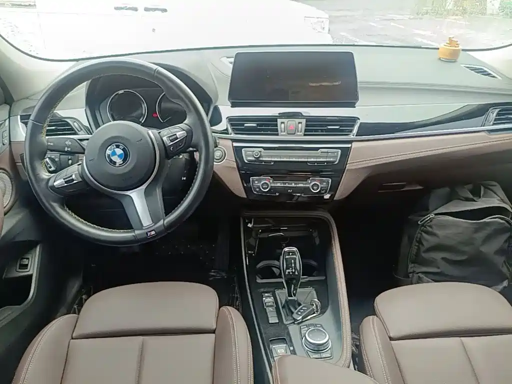BMW X2 2023 — фото 10