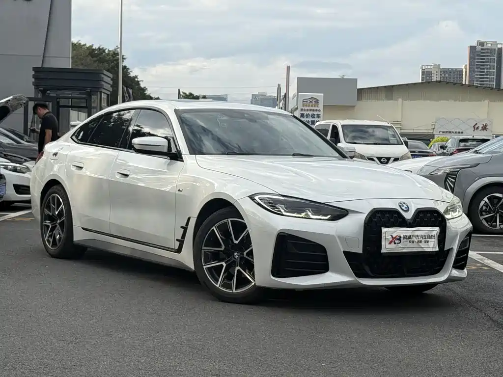 BMW 4 Series 2022 — фото 2