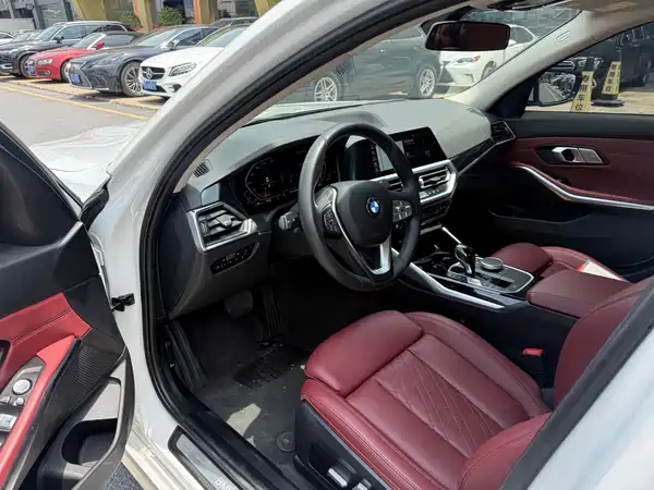 BMW 3 Series 2022