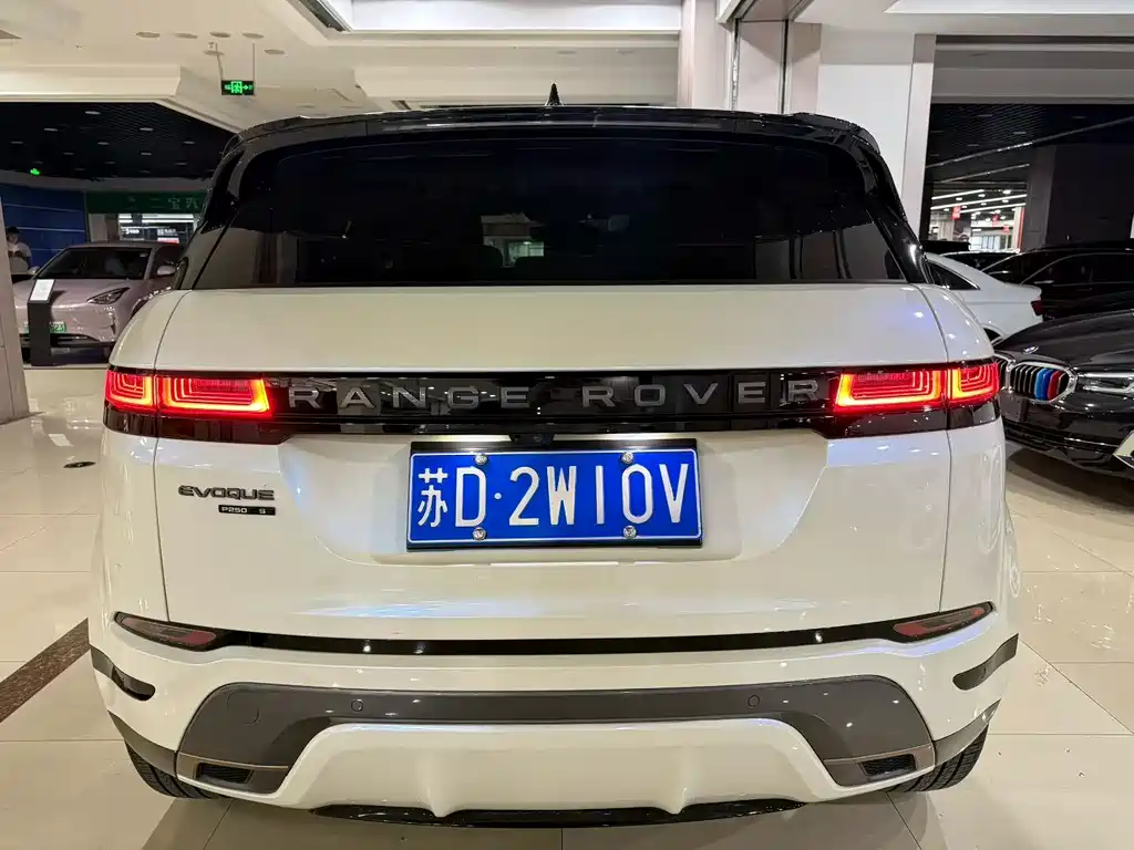 Land Rover Evoque 2021 — фото 9