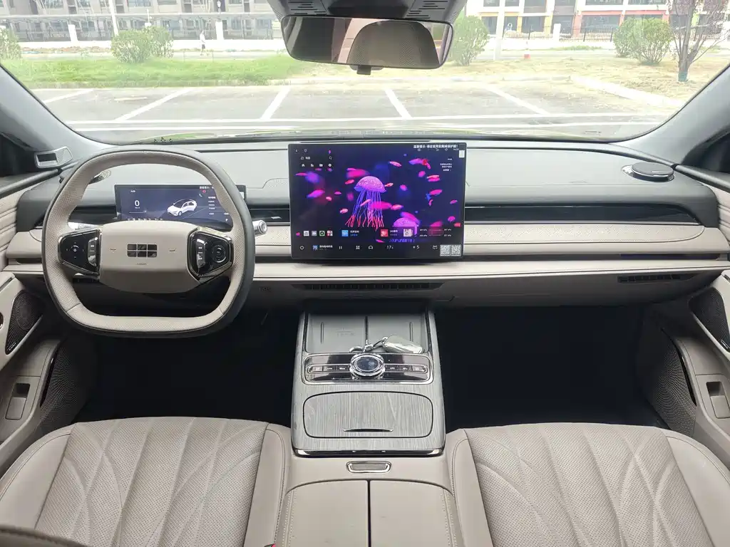 Geely Galaxy Starshine 8 2025 — фото 8