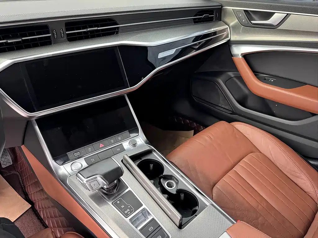 Audi A6L 2020 — фото 10