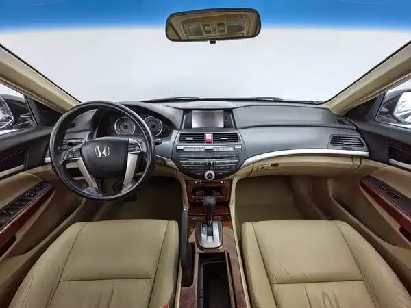 Honda Accord 2011