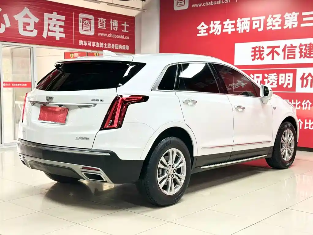 Cadillac XT5 2022 — фото 6