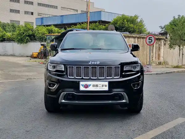 Jeep Grand Cherokee 2015