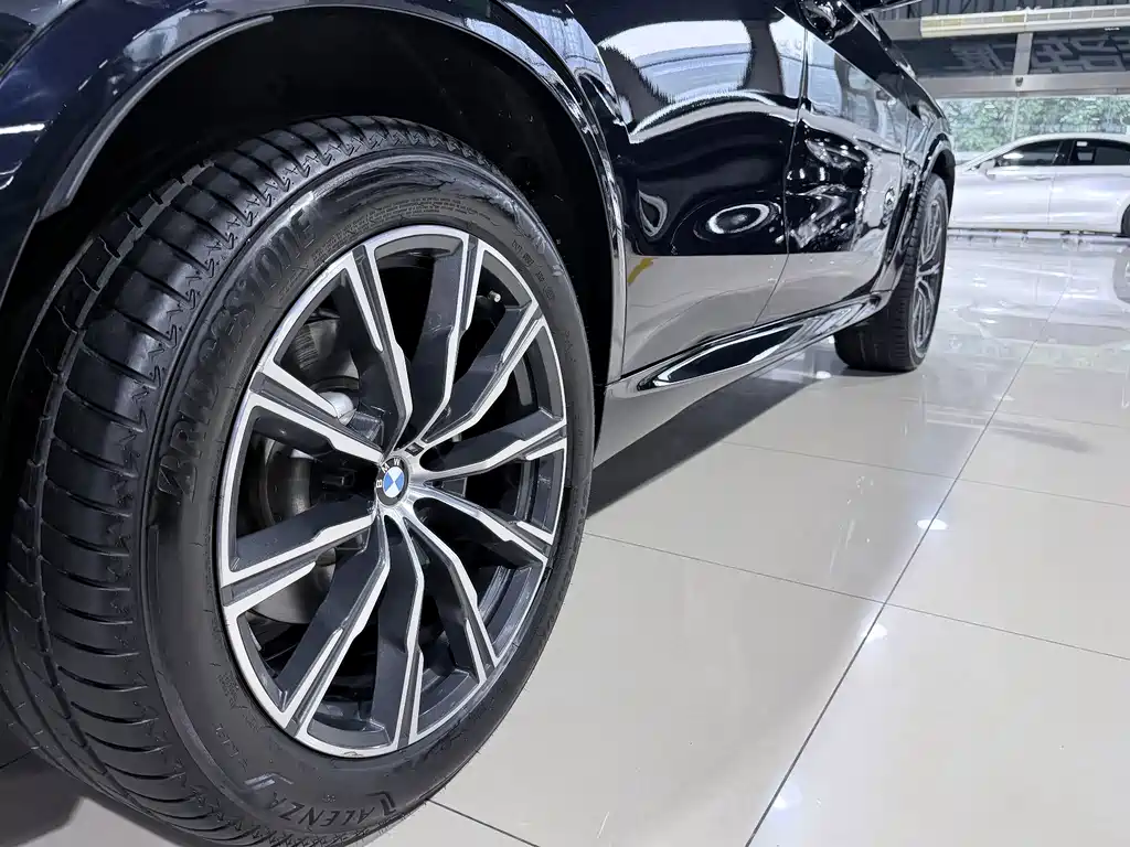 BMW X5 2019 — фото 18
