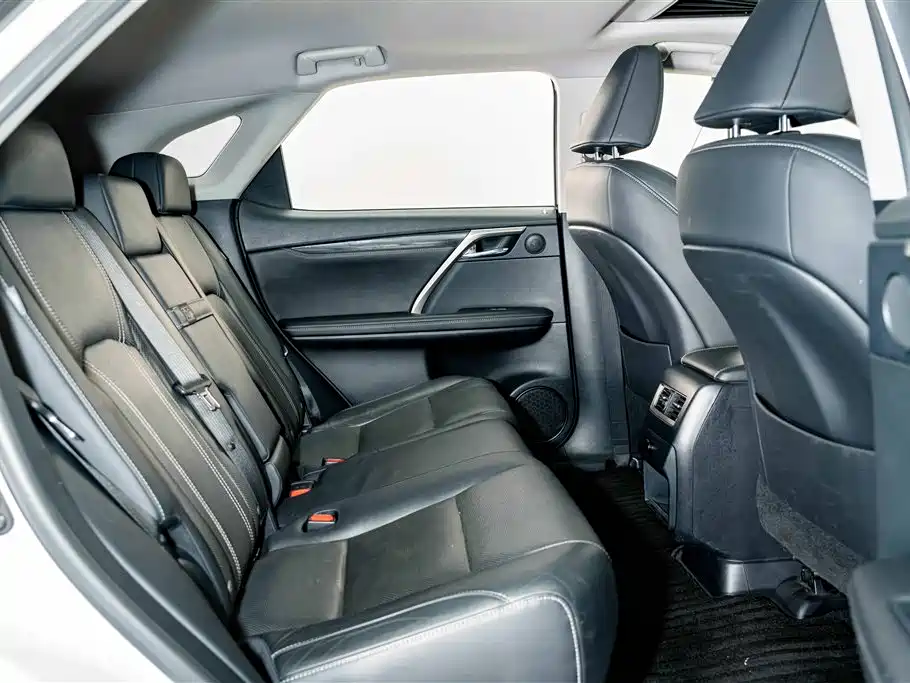 Lexus RX 2016 — фото 19