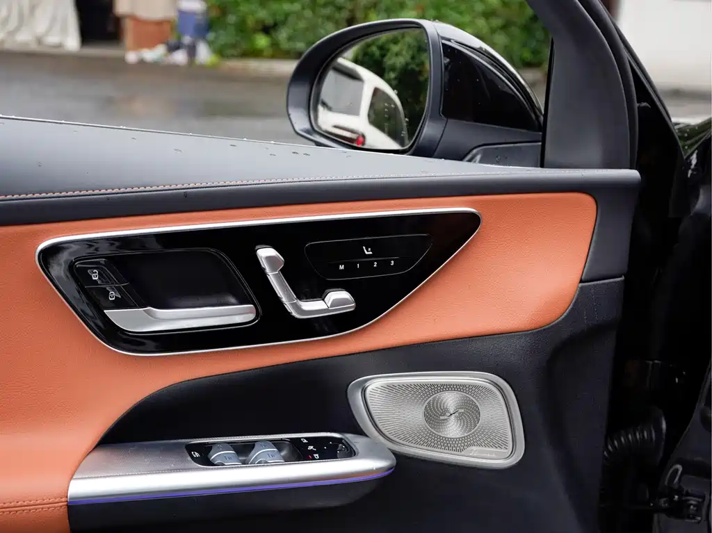 Mercedes-Benz GLC 2023 — фото 17
