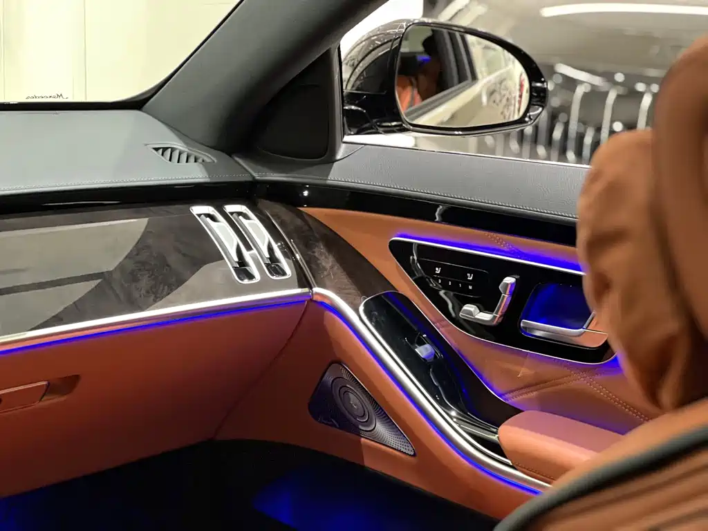 Mercedes-Benz S-Class 2025 — фото 10