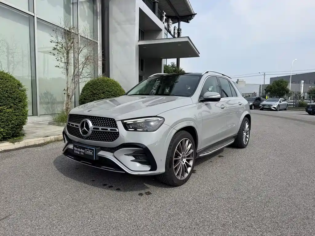 Mercedes-Benz GLE 2023 — фото 1