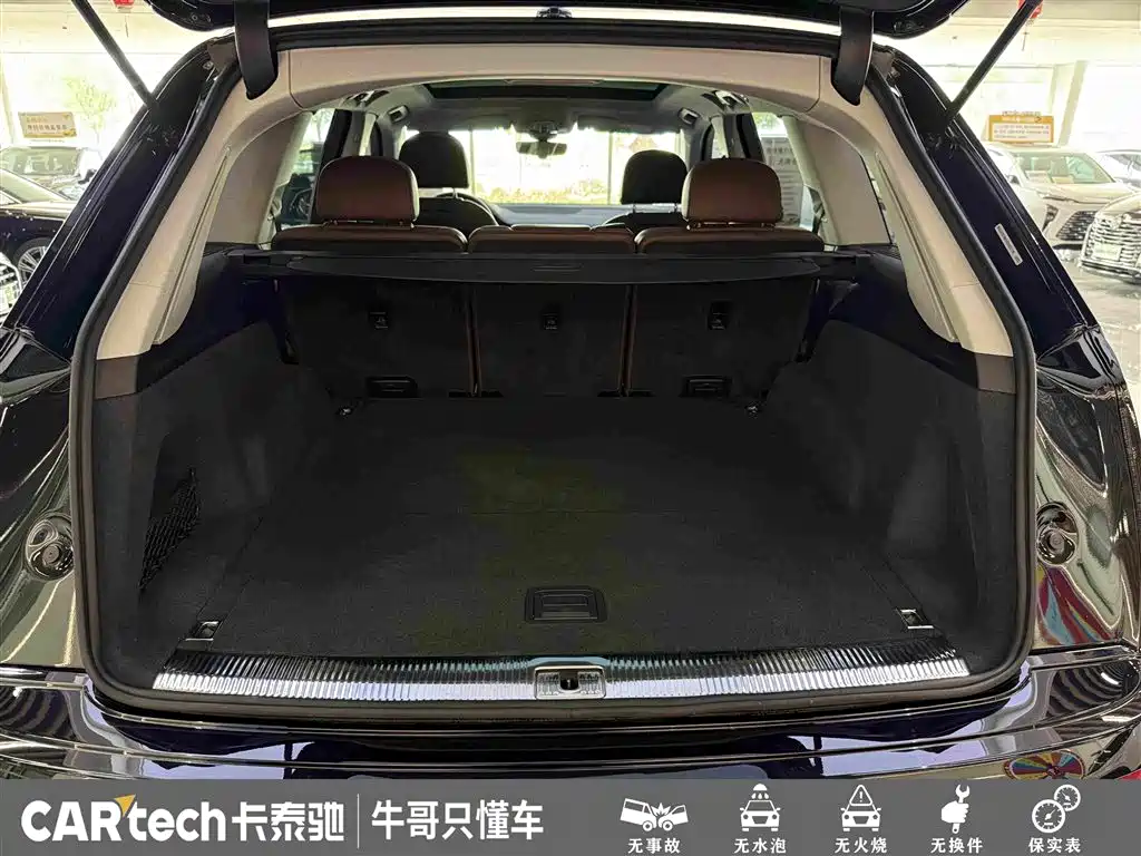 Audi Q7 2019 — фото 13