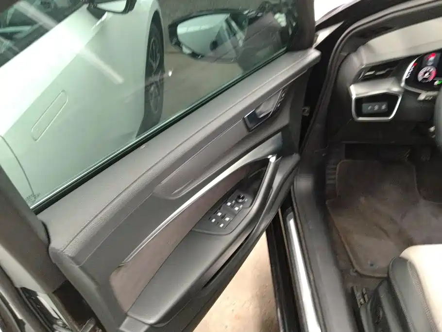 Audi A6L 2019
