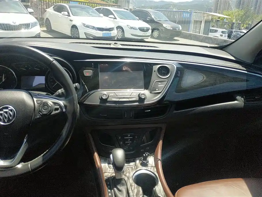 Buick Envision Plus 2018 — фото 13