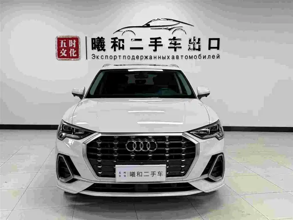 Audi Q3 2022 — фото 2