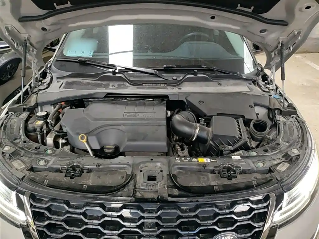 Land Rover Evoque 2021 — фото 20