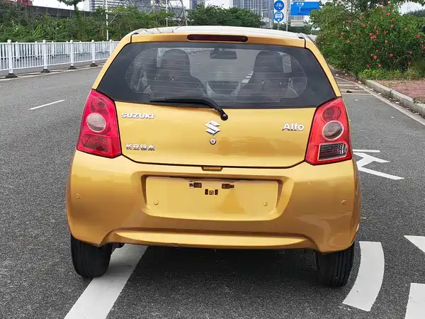 Suzuki Alto 2011