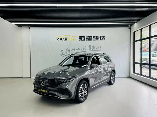 Mercedes-Benz EQB 2025