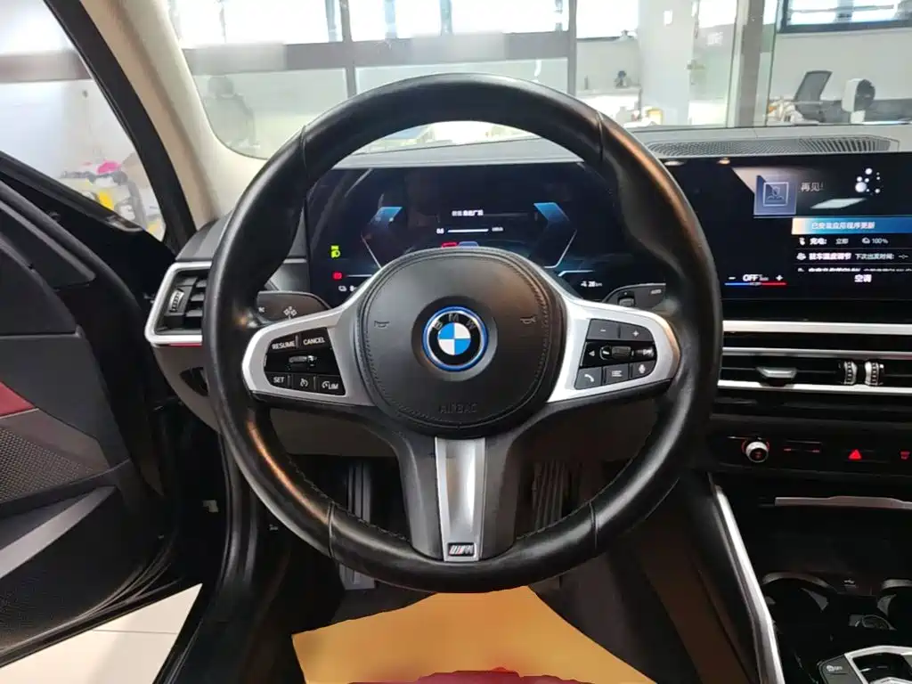 BMW i3 2023 — фото 11