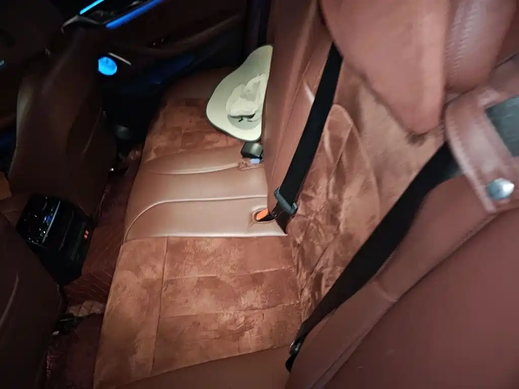 BMW 5 Series 2020 — фото 13