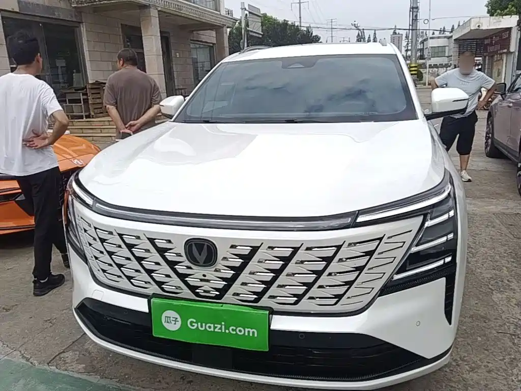 Changan CS75PLUS 2025 — фото 3