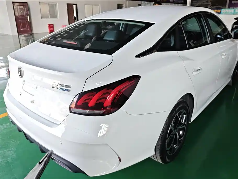 MG 5 2022
