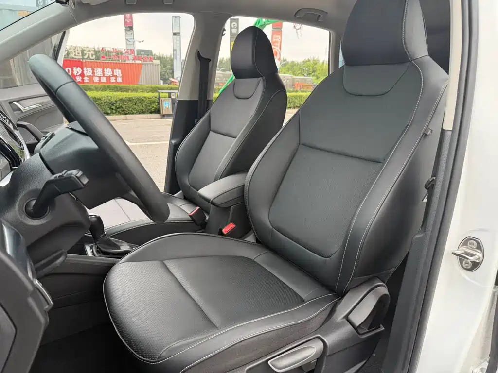Skoda Kamiq 2023 — фото 15