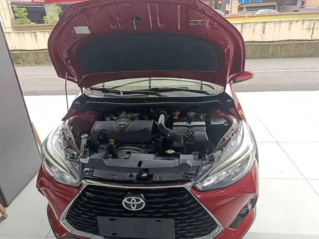 Toyota Yaris L 2022 — фото 20