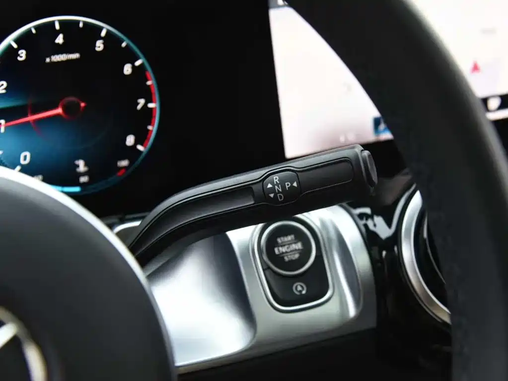 Mercedes-Benz GLB 2022 — фото 13