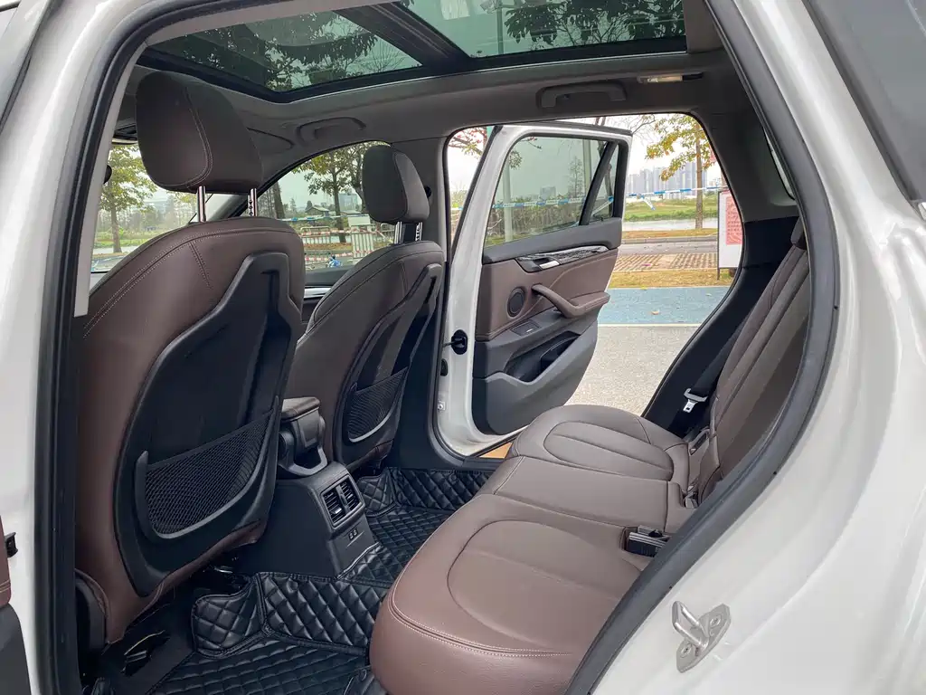 BMW X1 2020 — фото 10