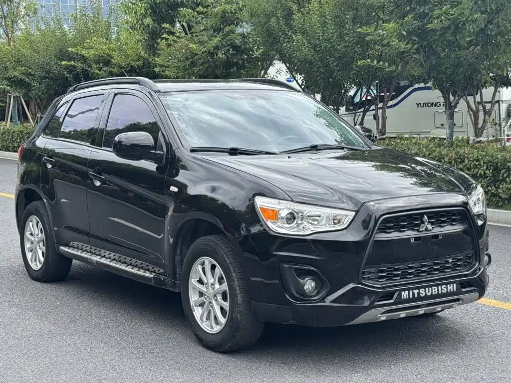 Mitsubishi Jinxuan ASX 2016 — фото 3