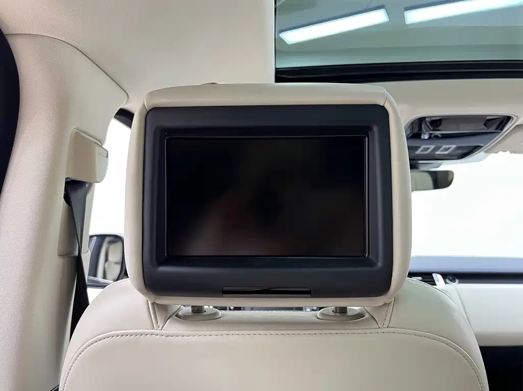 Land Rover Range Rover Sport 2022 — фото 31