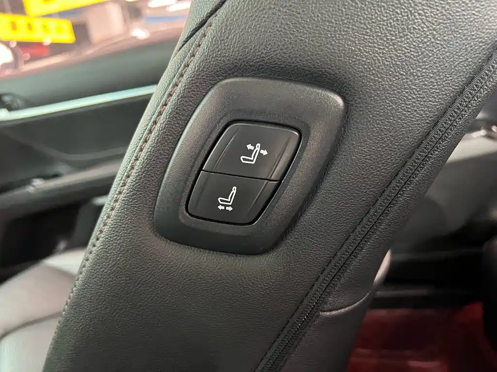 Toyota Camry 2022 — фото 14