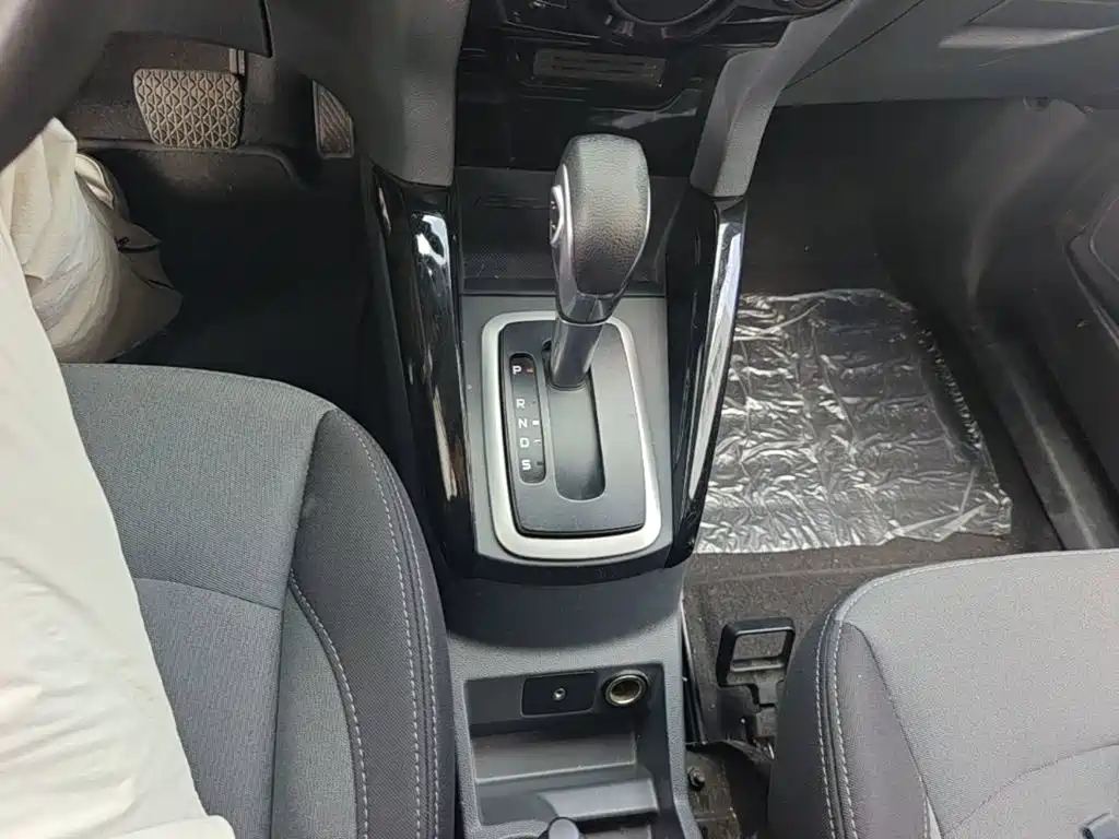 Ford Ecosport 2017 — фото 14