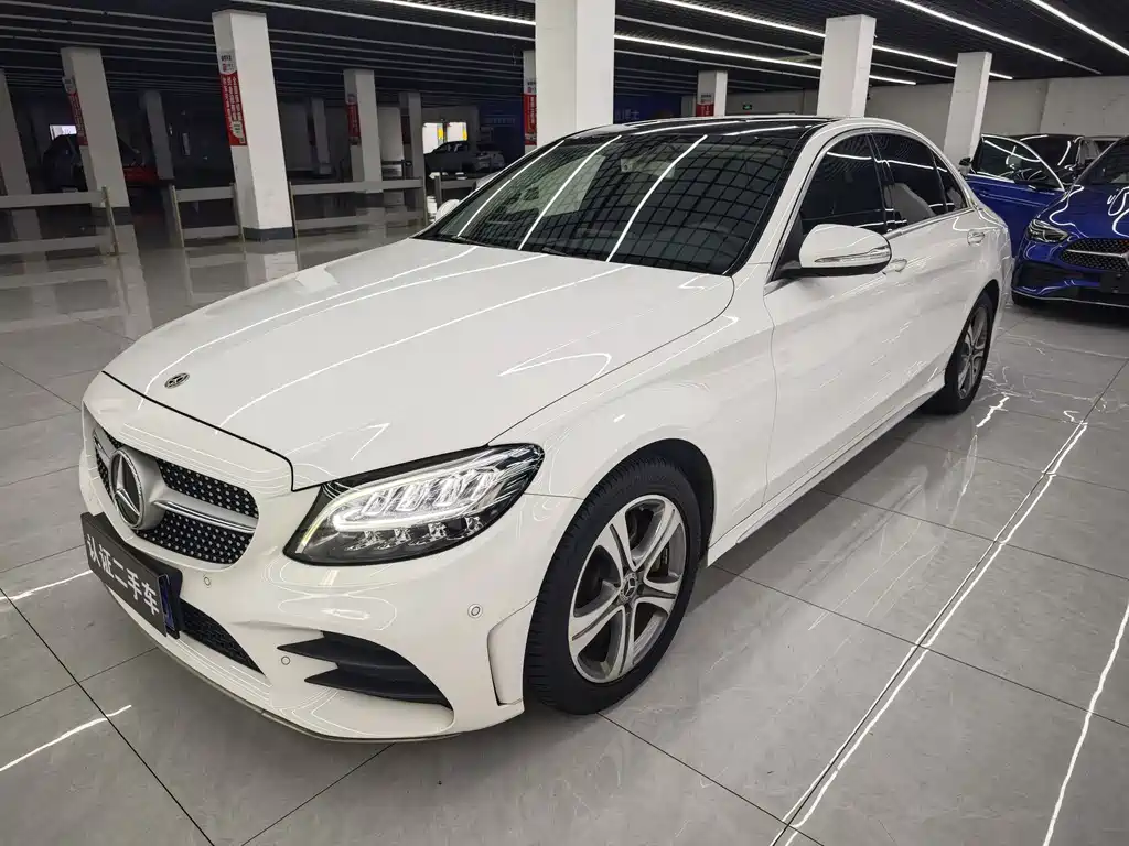 Mercedes-Benz C-Class 2020
