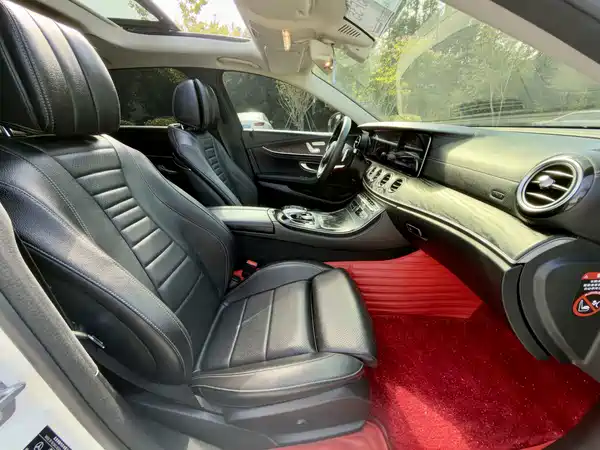 Mercedes-Benz E-Class 2018