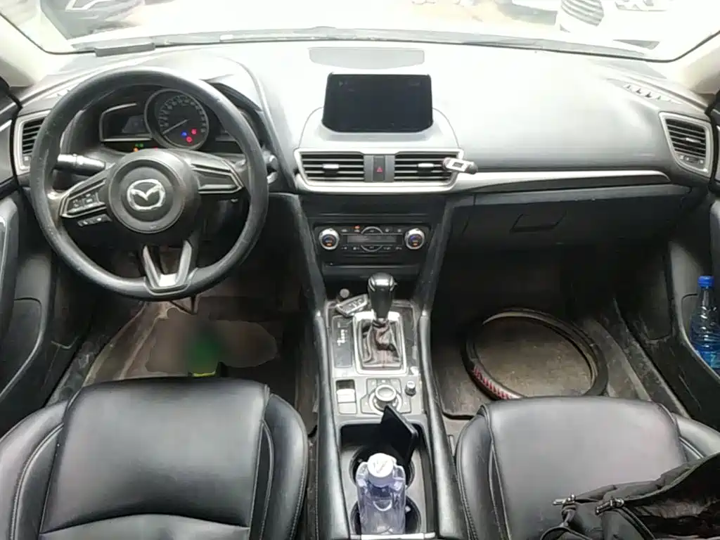 Mazda 3 Angkesela 2018 — фото 10