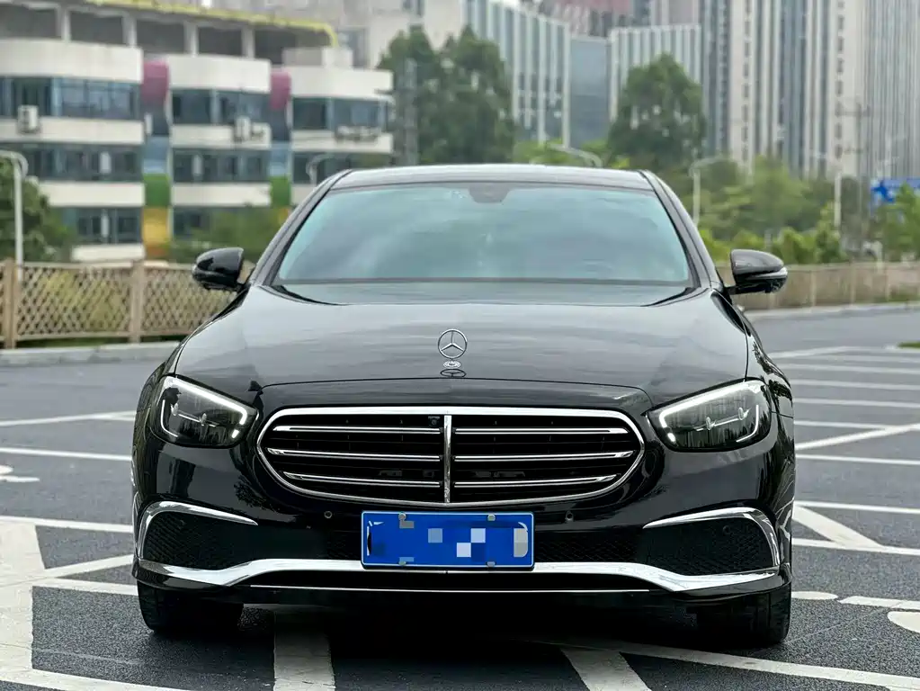 Mercedes-Benz E-Class 2023 — фото 2